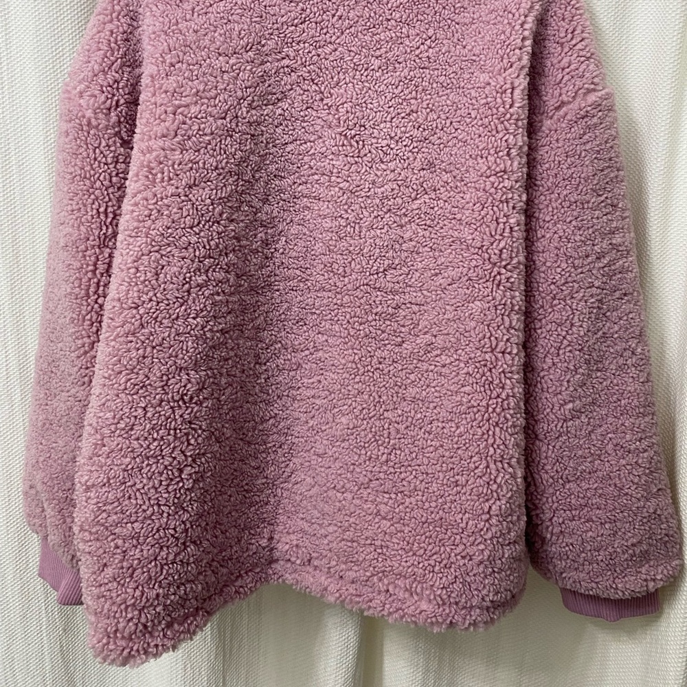 Levi’s Fuzzy Jacket - Picture 5 of 6